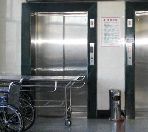 医用电梯2
